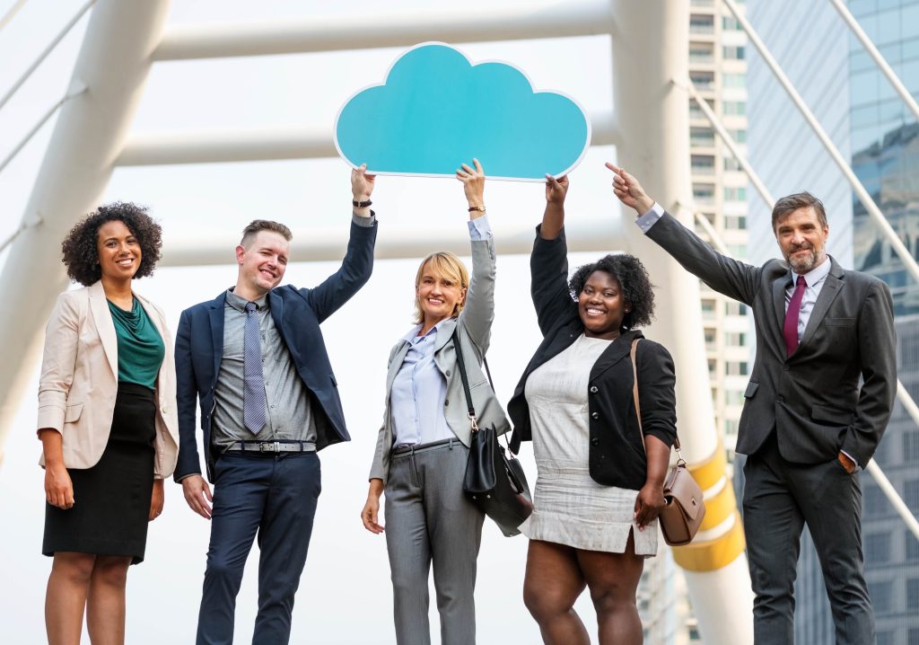 Top Cloud-Based HR Software for Global Teams: 2026 Guide